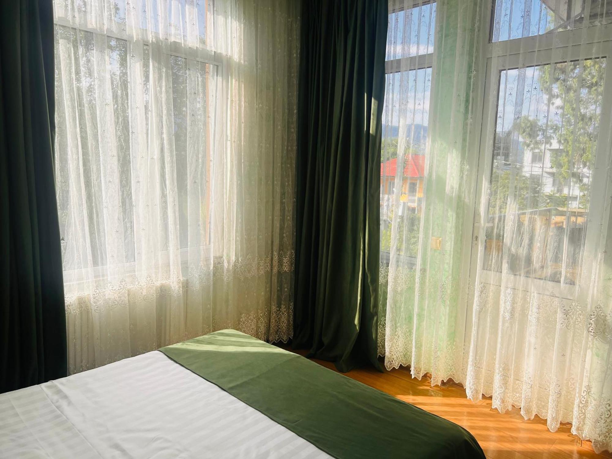 Apartments Nita باتومي المظهر الخارجي الصورة