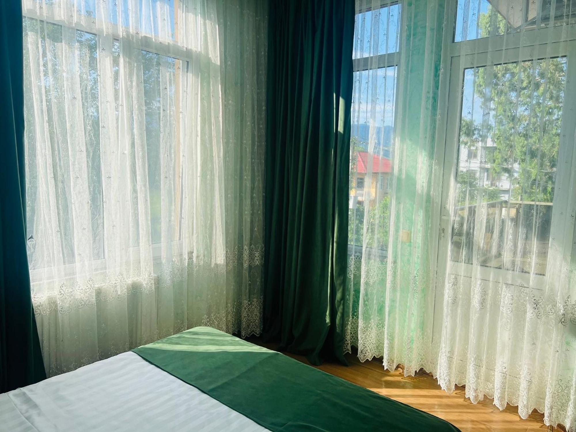Apartments Nita باتومي المظهر الخارجي الصورة